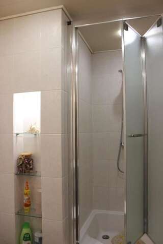 Апартаменты One-Bedroom Apartment in the center Днепр Апартаменты-32